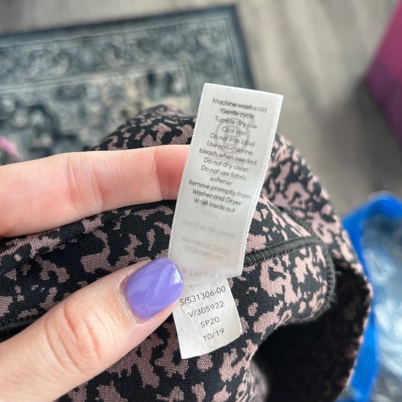 Athleta Brown Black Salutation Stash Pocket Gravel Tight Small Workout Bottom - Picture 10 of 10